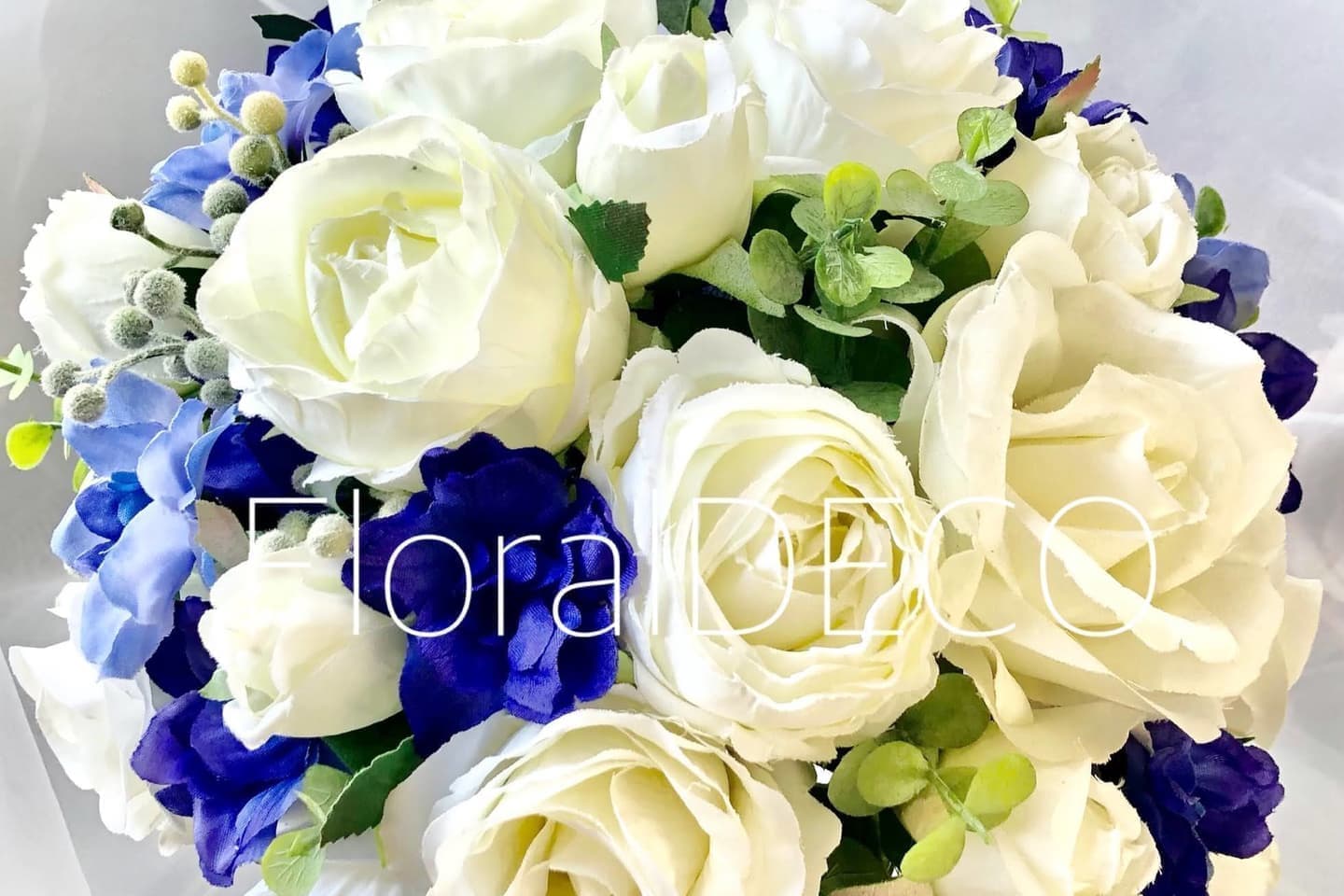 ブルー×ホワイトのアーティフィシャルフラワーウェディングブーケ